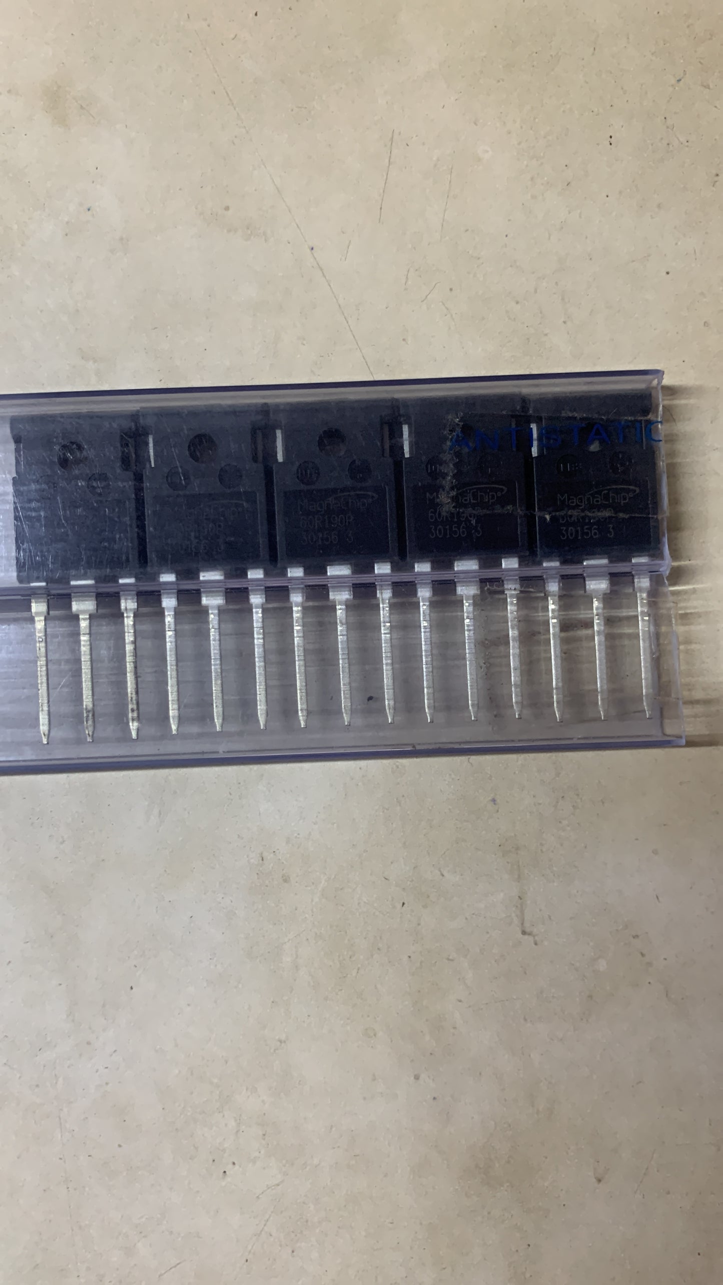 MagnaChip  60R190P IGBT For E-Rickshaw Charger